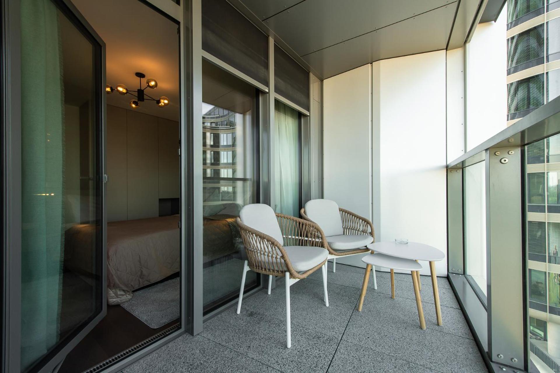 Nikas Eurovea Apartments - Free Parking Bratislava Exterior photo